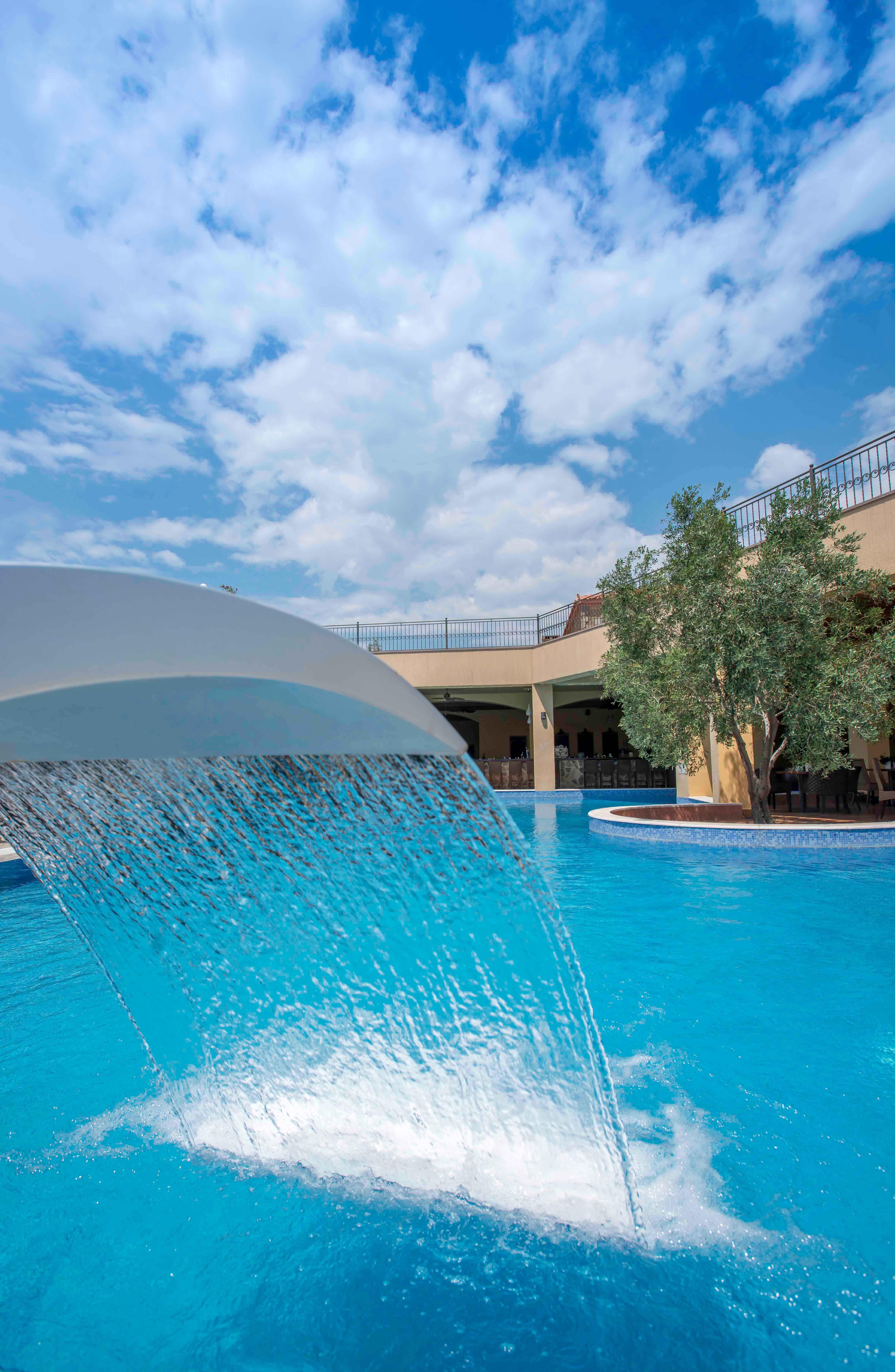 Varos Village Boutique Hotel Exterior foto