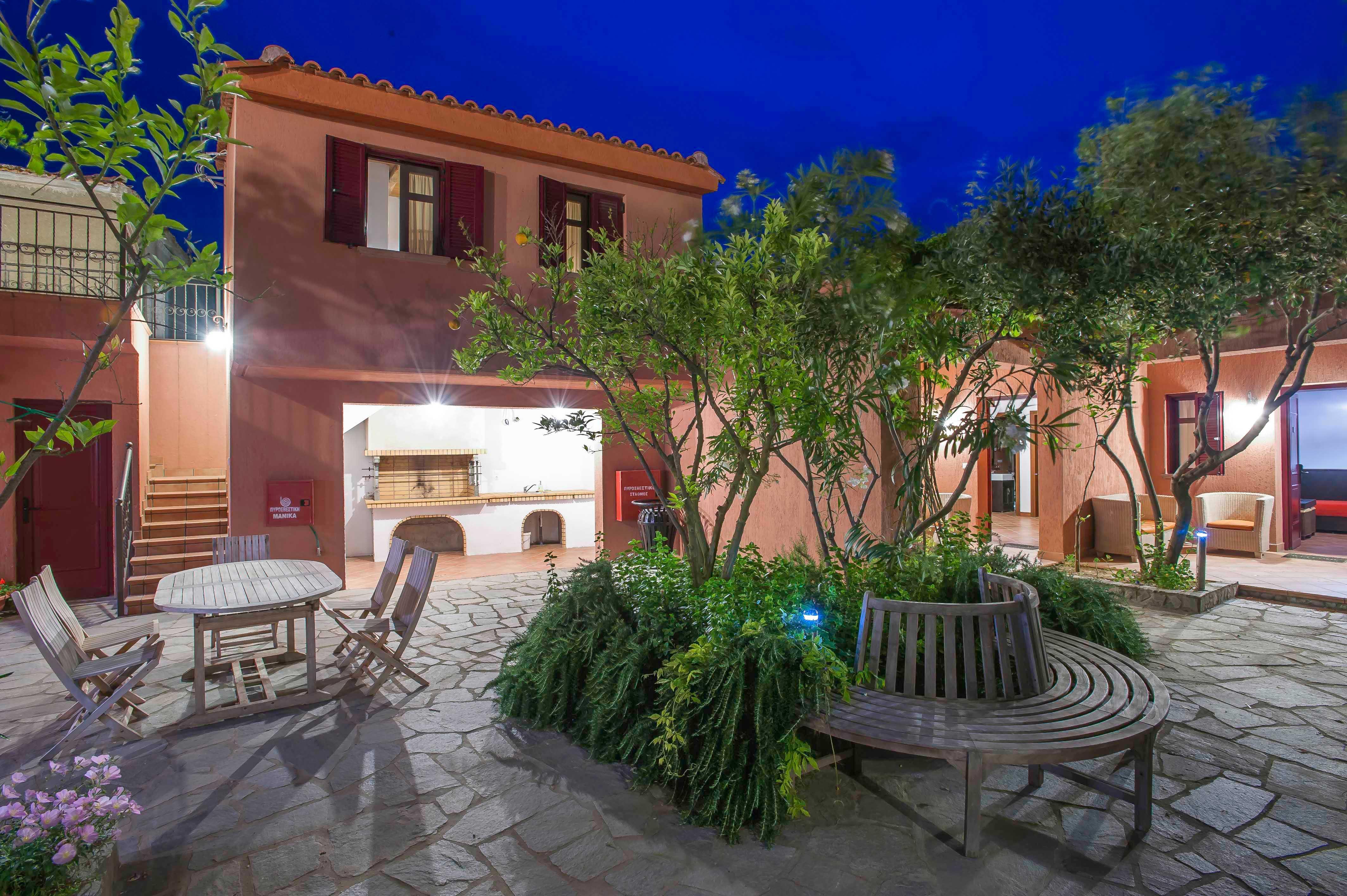 Varos Village Boutique Hotel Exterior foto
